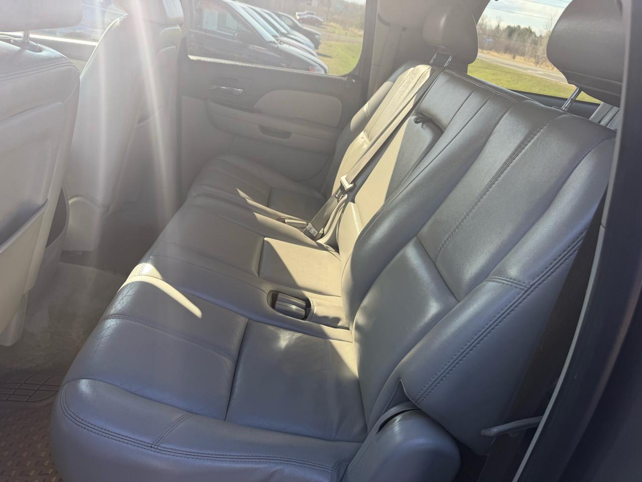 Chevrolet Suburban LS 1500 4WD 2007