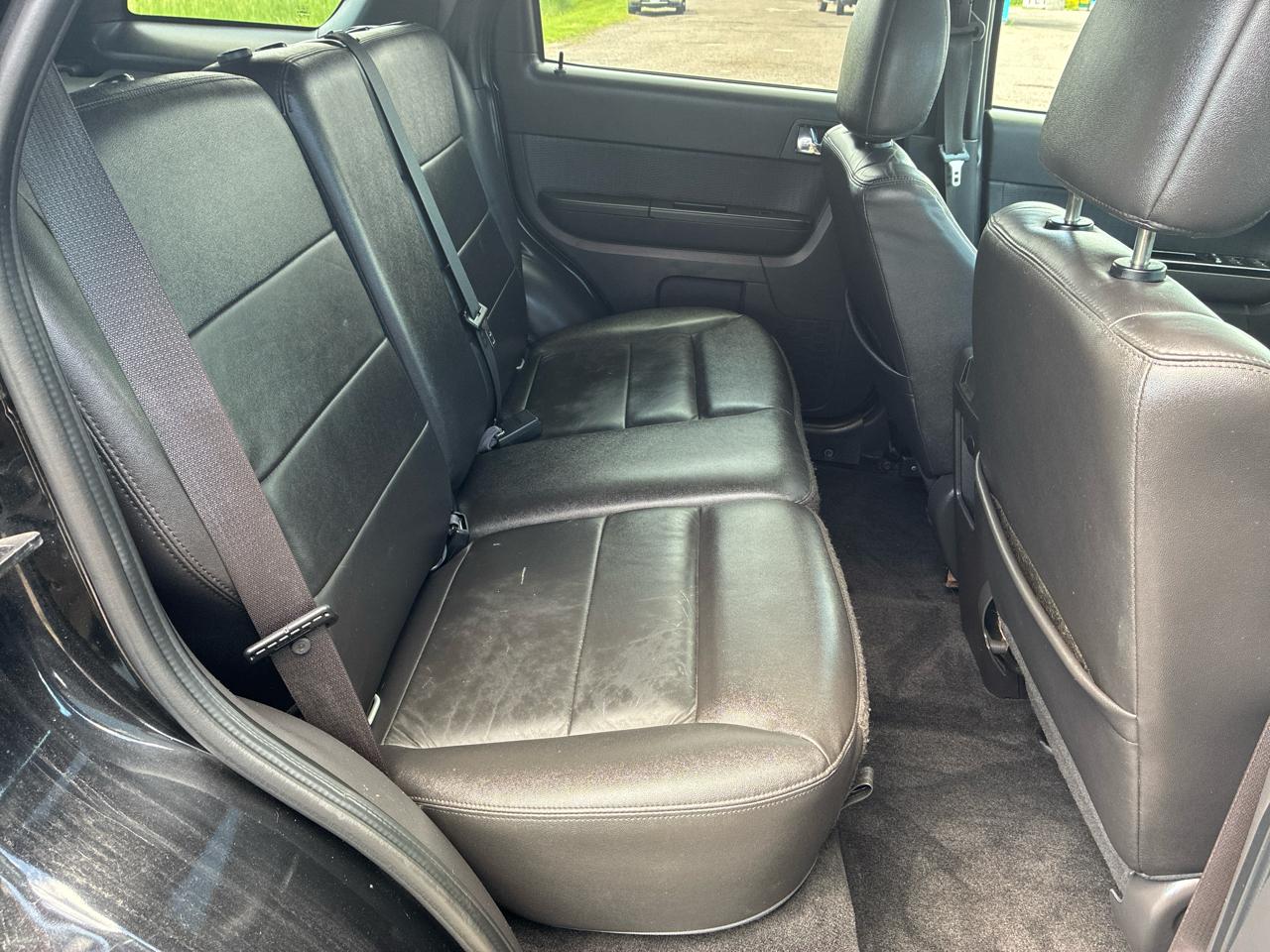 Ford Escape Limited 4WD 2010