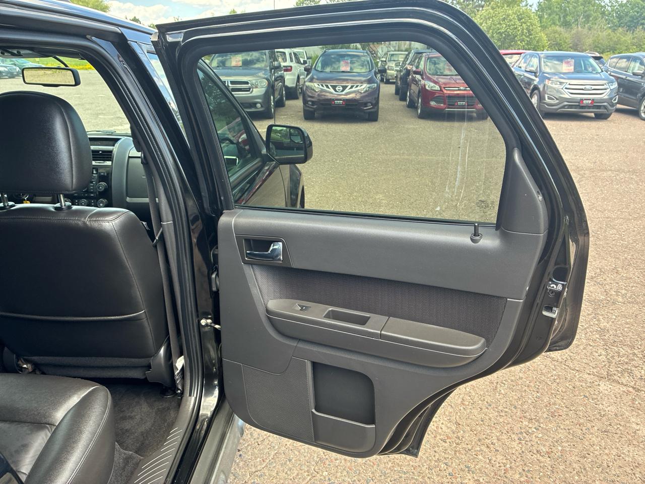 Ford Escape Limited 4WD 2010
