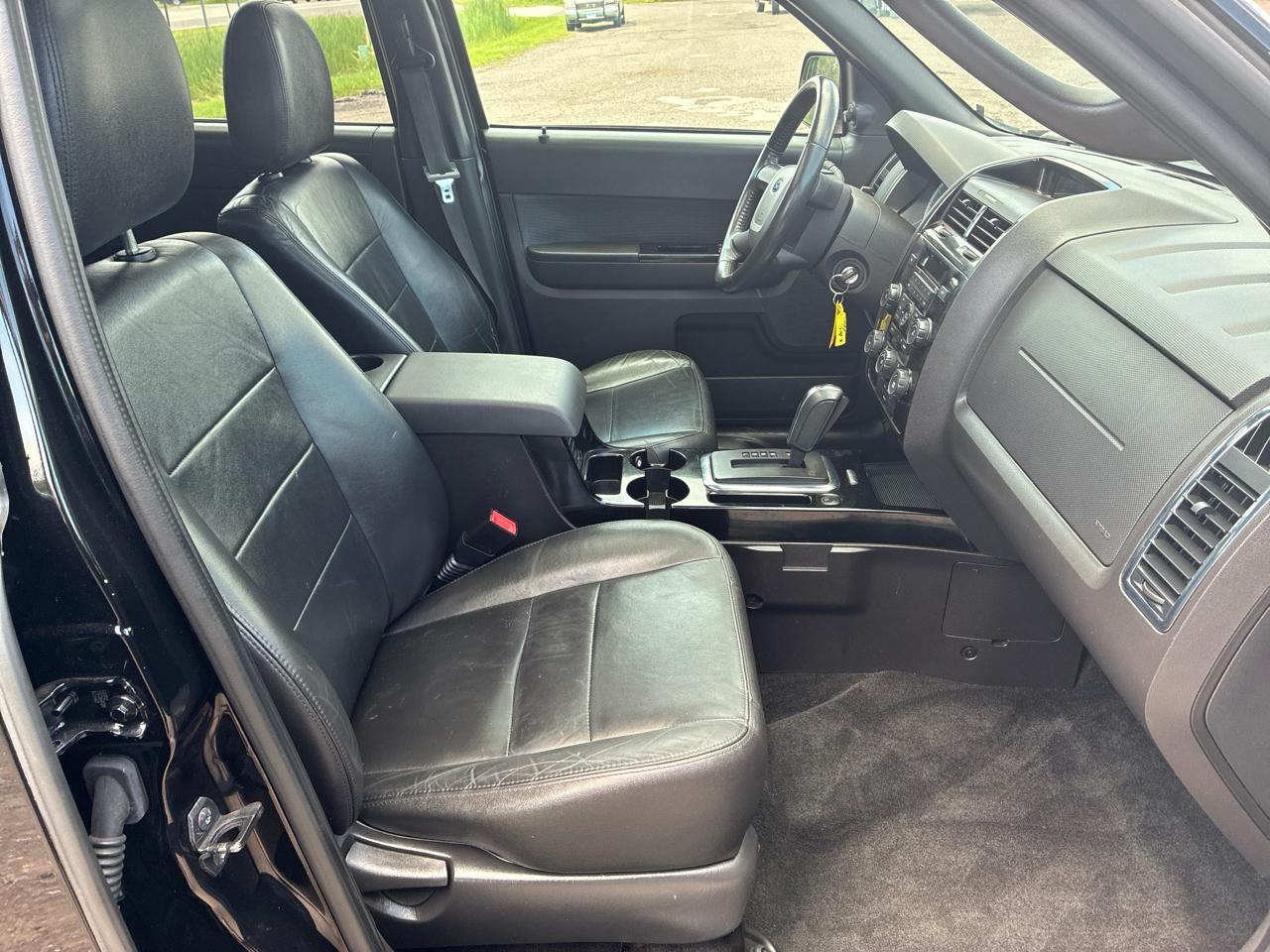 Ford Escape Limited 4WD 2010
