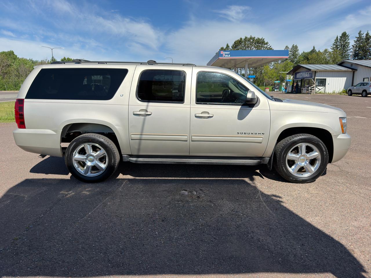Chevrolet Suburban LTZ 1500 4WD 2013