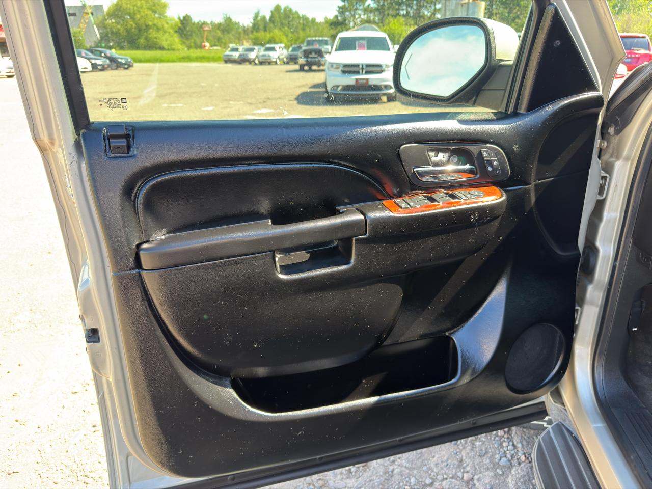 Chevrolet Suburban LTZ 1500 4WD 2013