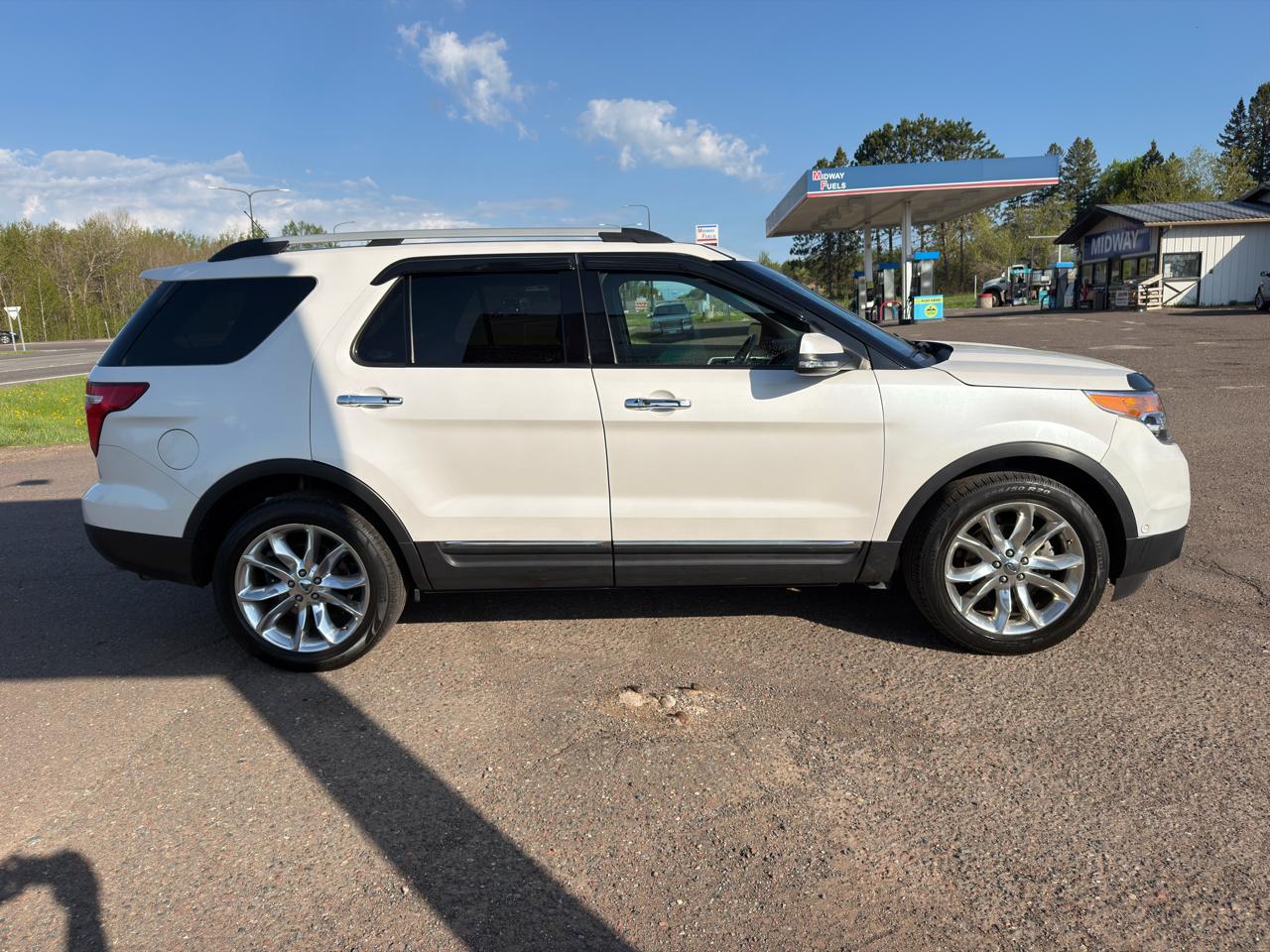 Ford Explorer Limited 4WD 2011