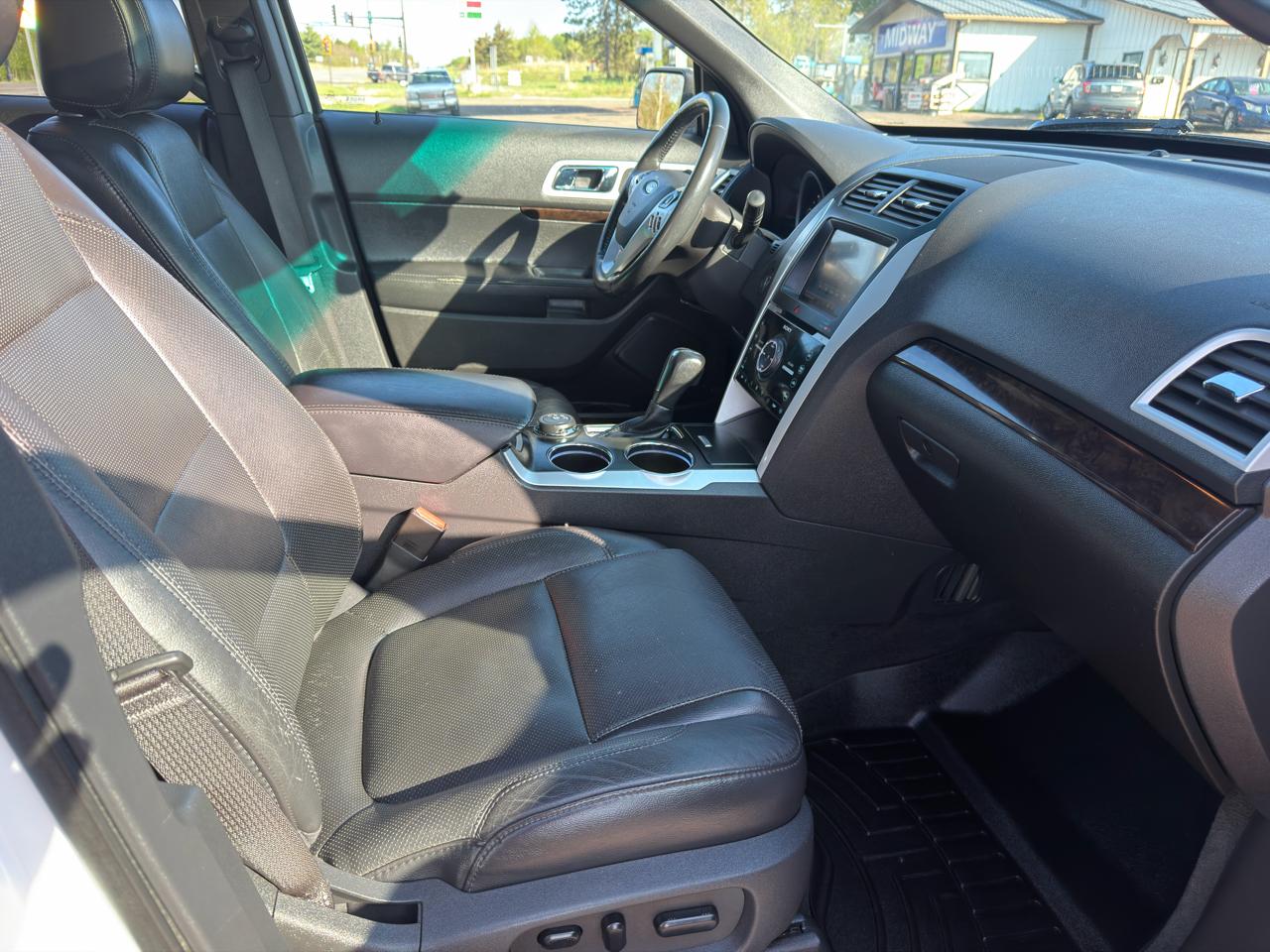 Ford Explorer Limited 4WD 2011