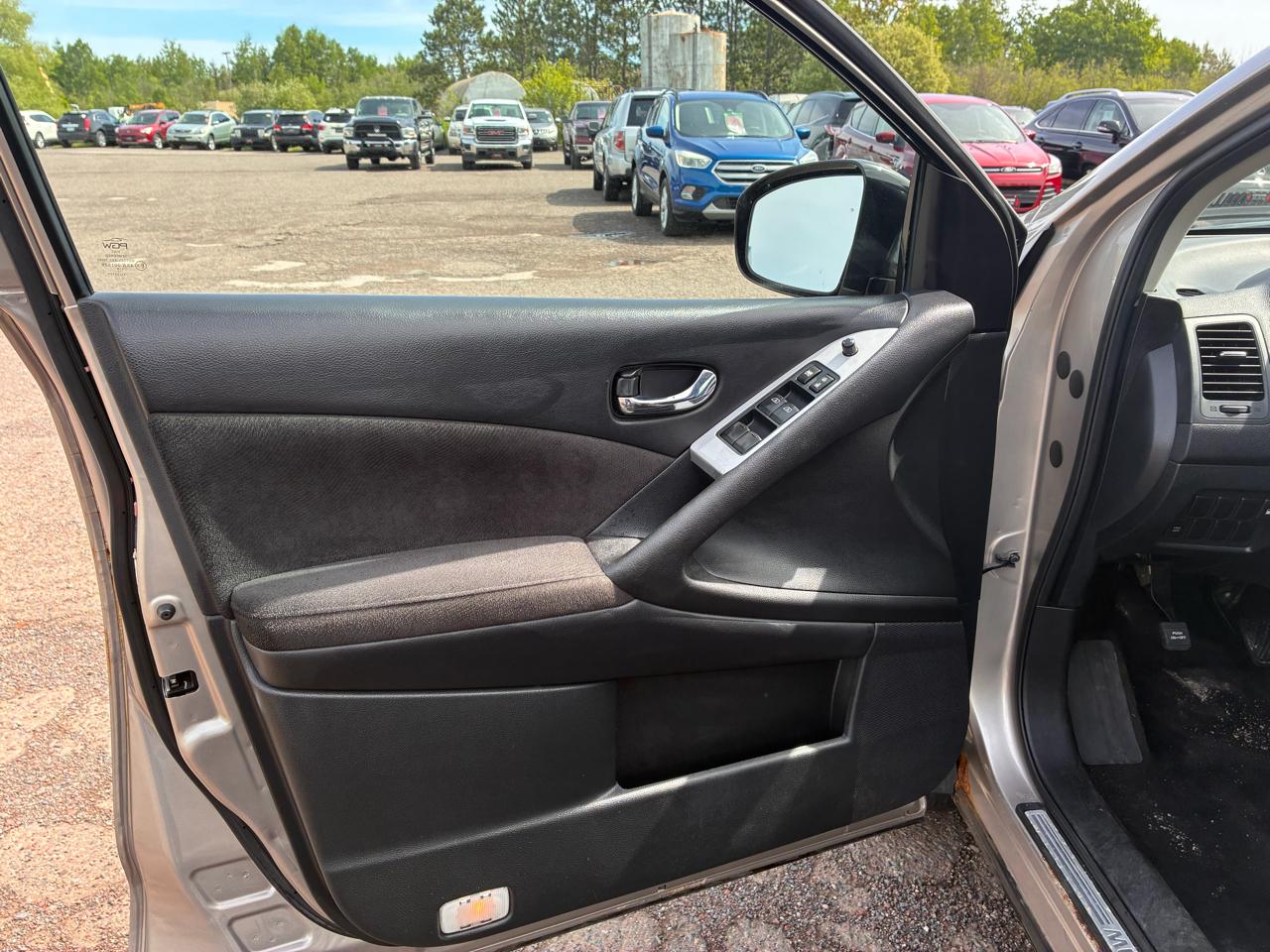 Nissan Murano S AWD 2009