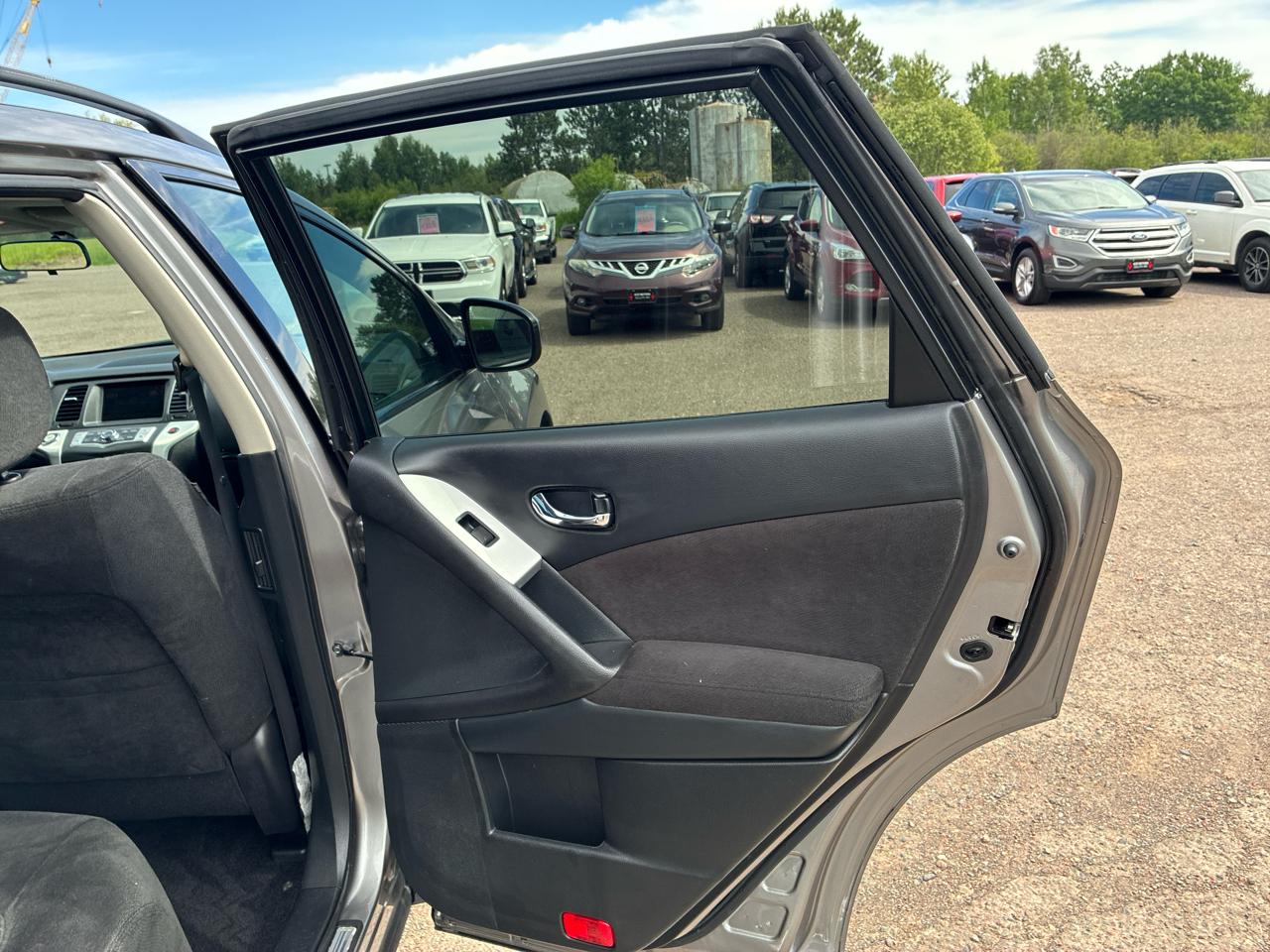 Nissan Murano S AWD 2009
