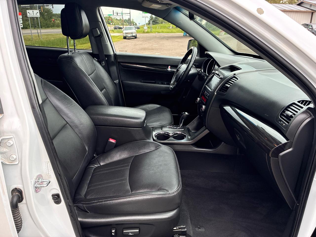 Kia Sorento EX V6 4WD 2013