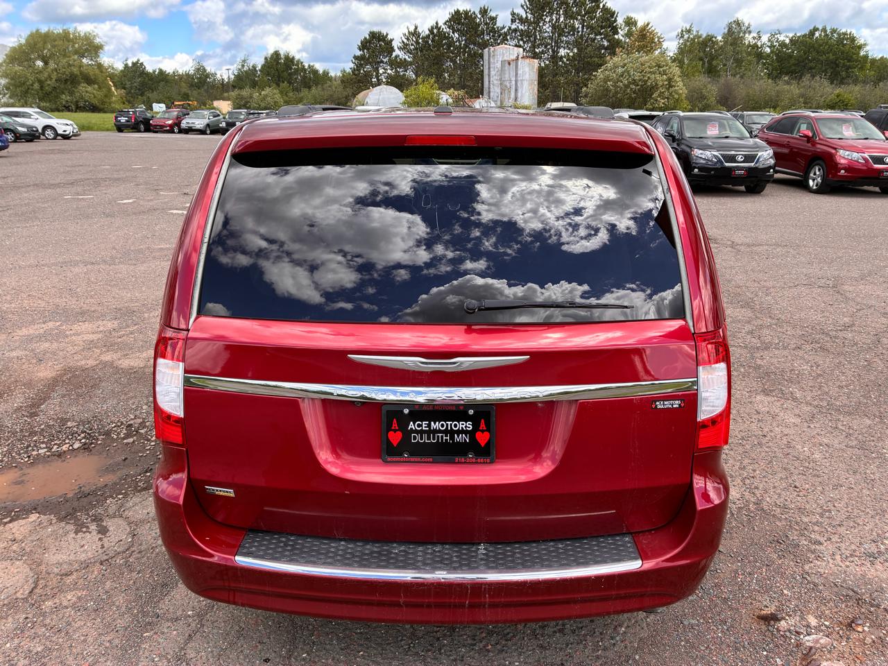 Chrysler Town & Country Touring 2013