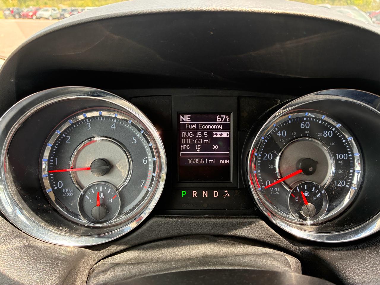 Chrysler Town & Country Touring 2013