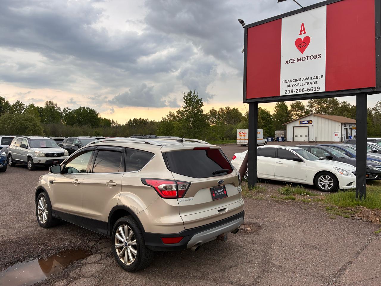 Ford Escape Titanium 4WD 2017