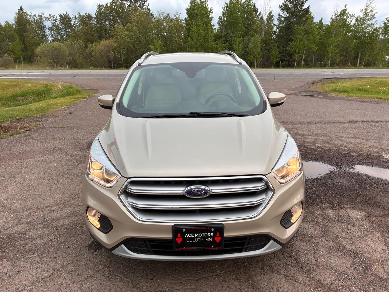 Ford Escape Titanium 4WD 2017