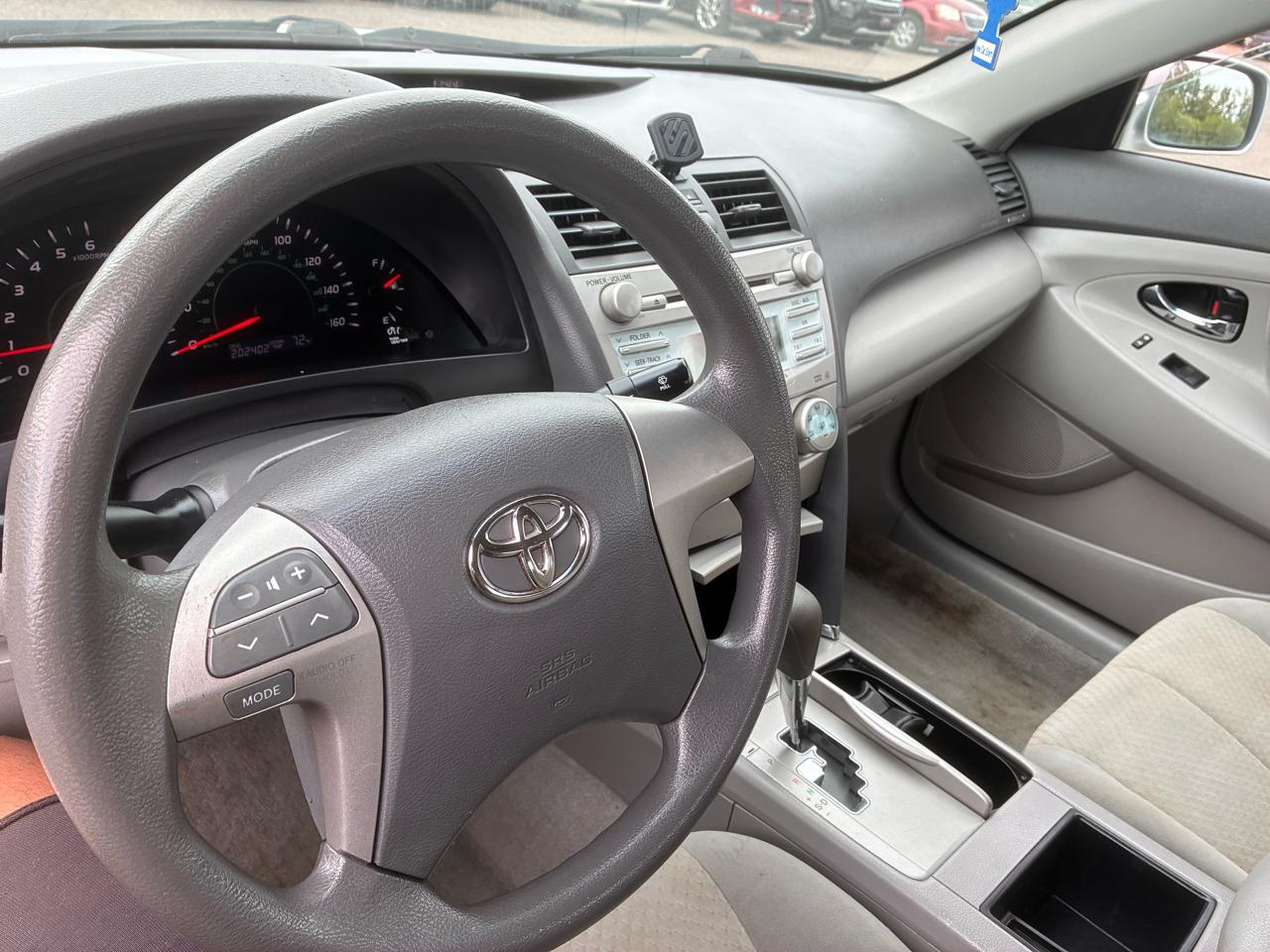 Toyota Camry LE V6 2008