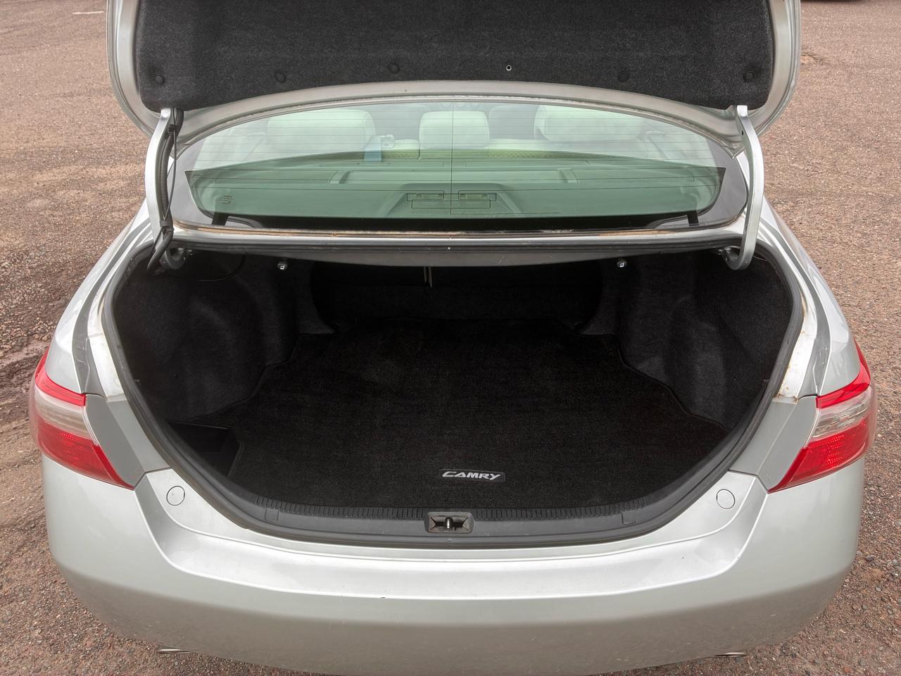 Toyota Camry LE V6 2008
