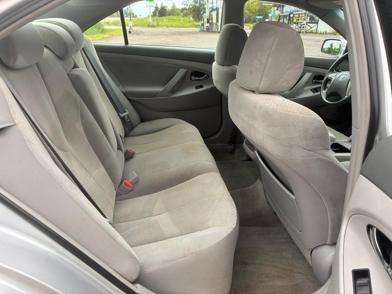 Toyota Camry LE V6 2008