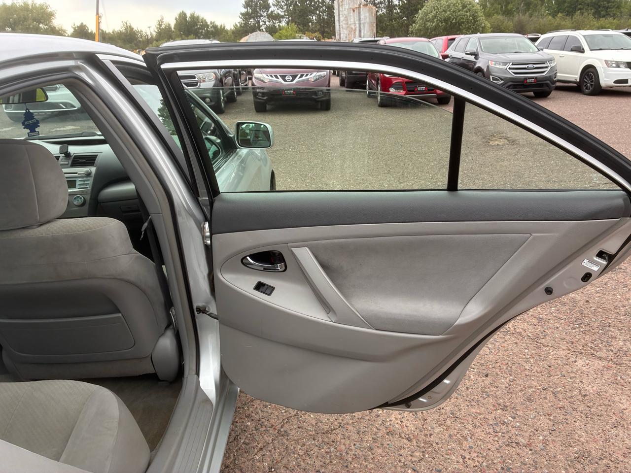 Toyota Camry LE V6 2008
