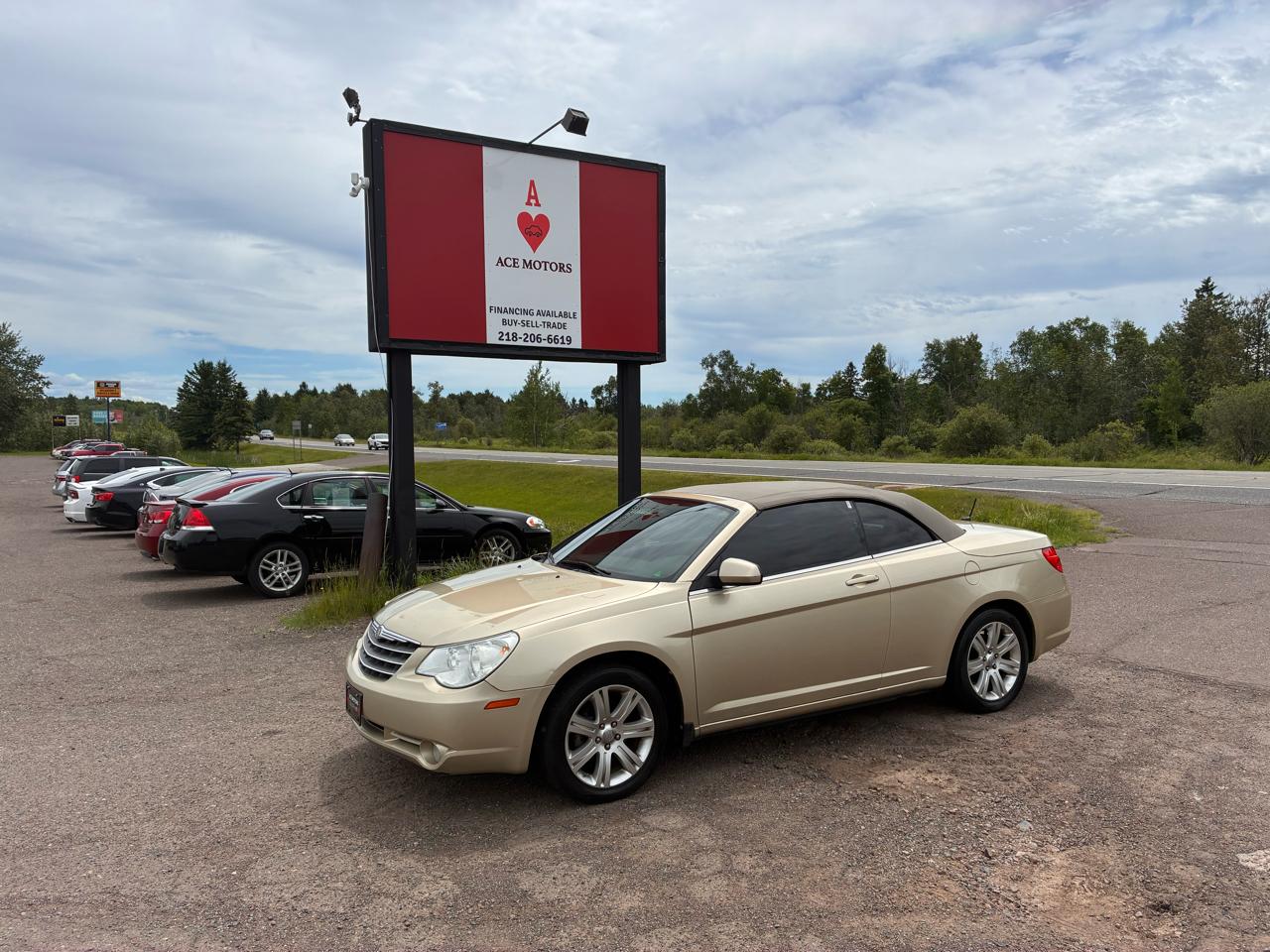 2010 Chrysler Sebring Touring's photo