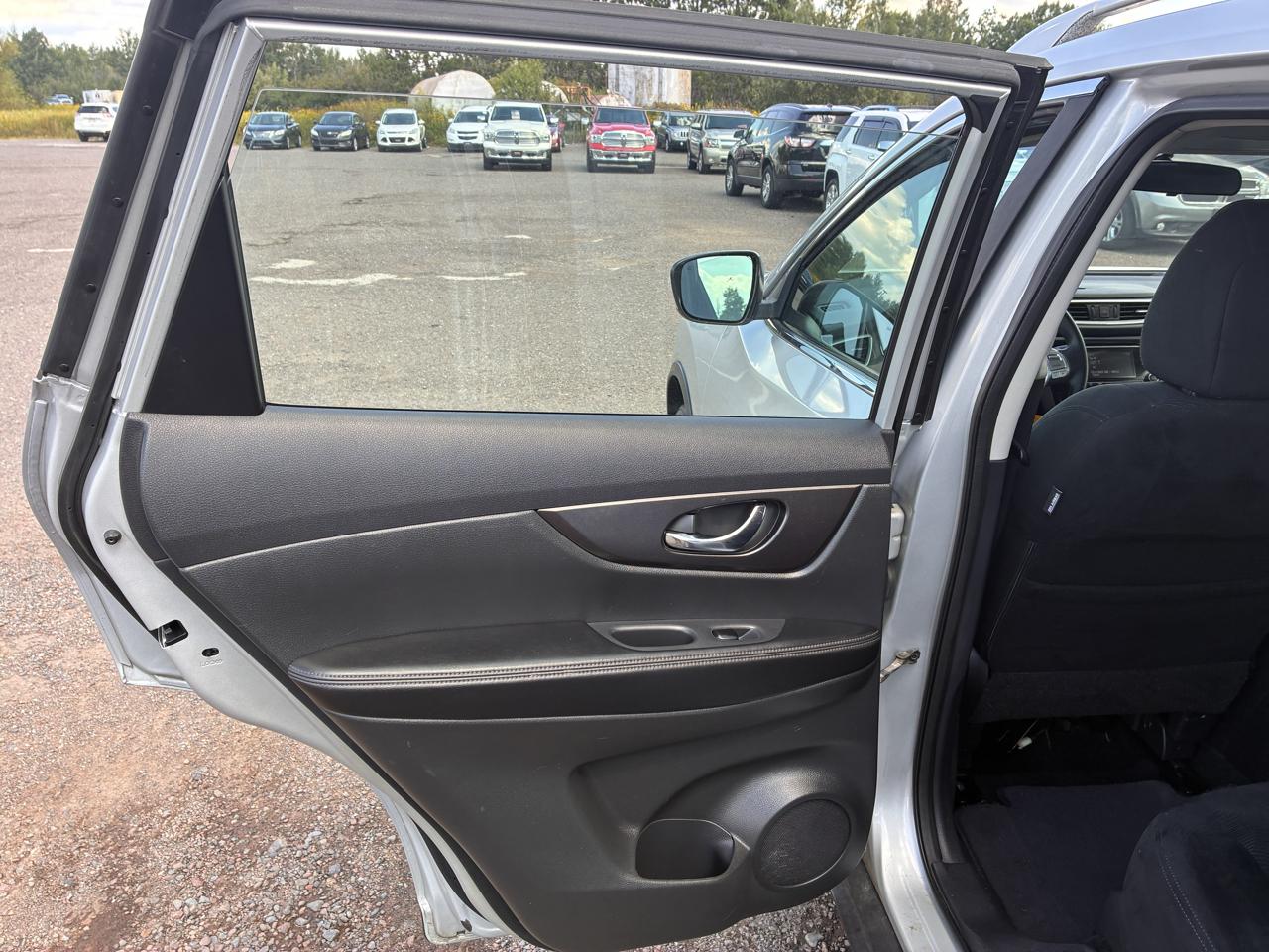 Nissan Rogue  2016