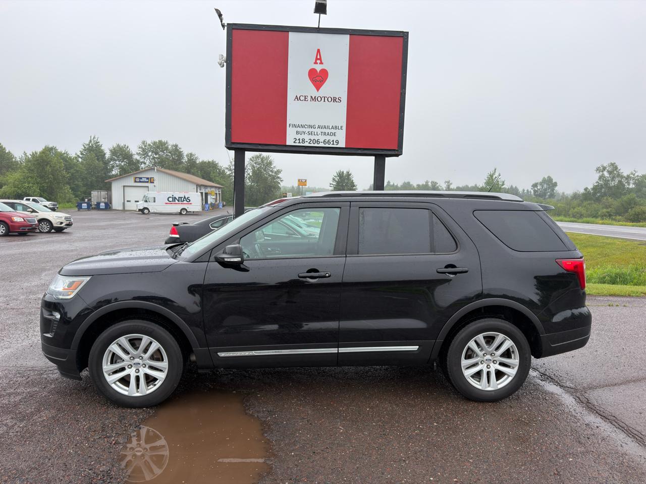 Ford Explorer XLT 4WD 2018