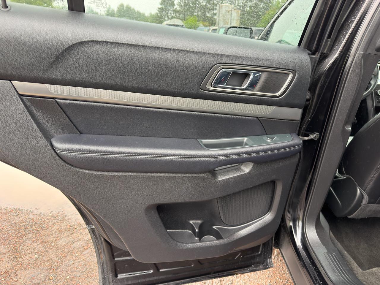Ford Explorer XLT 4WD 2018