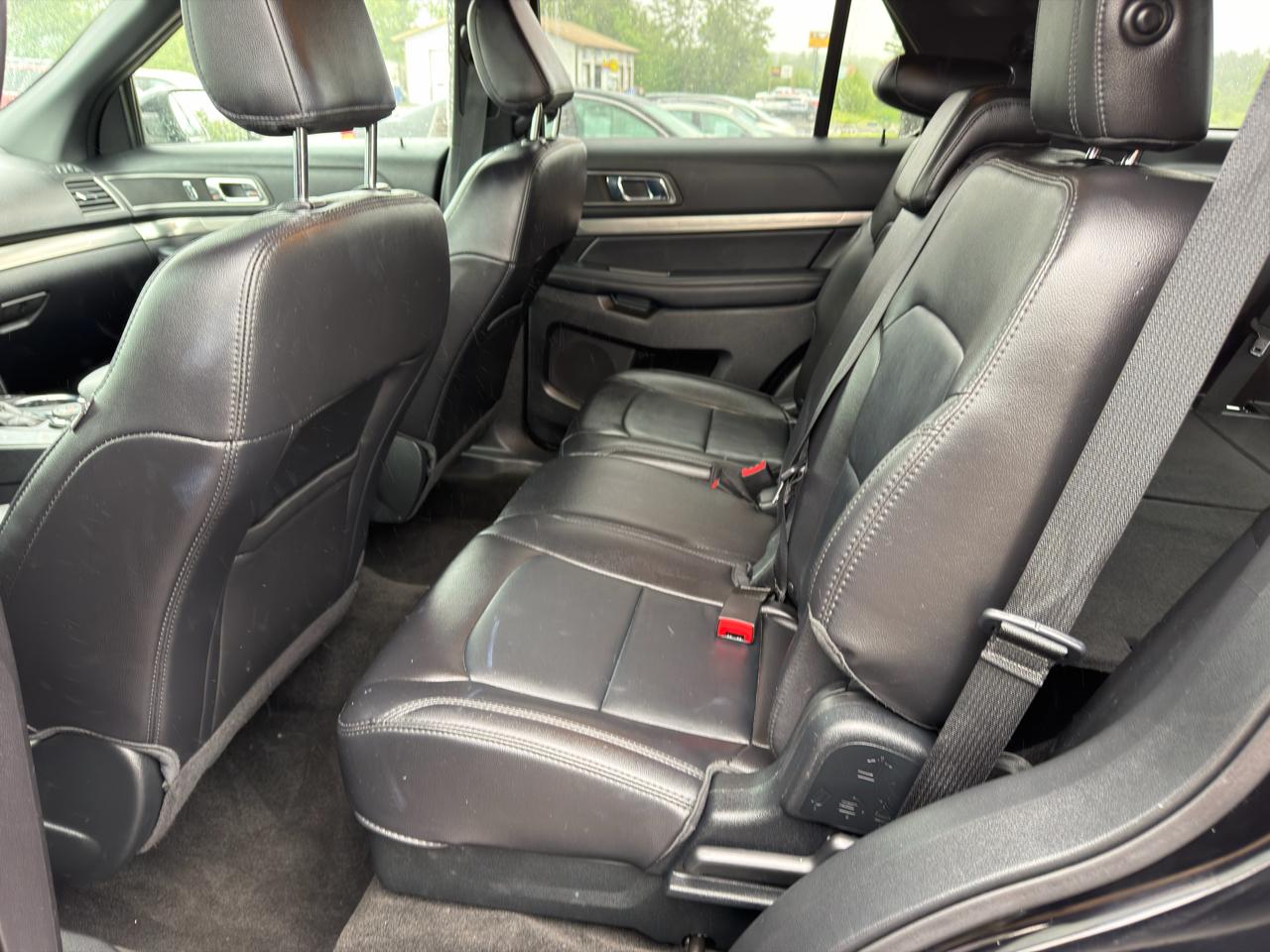Ford Explorer XLT 4WD 2018