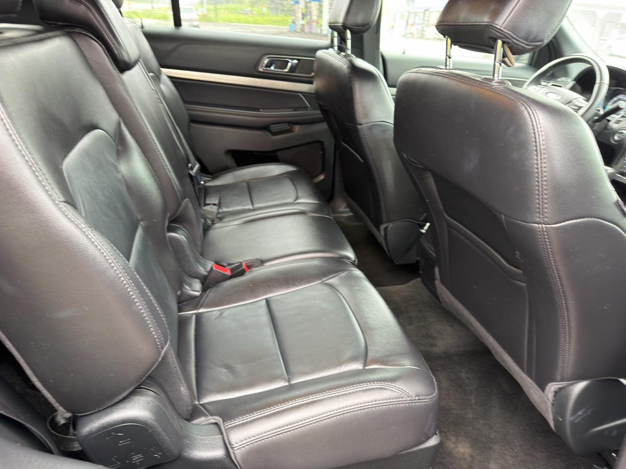 Ford Explorer XLT 4WD 2018