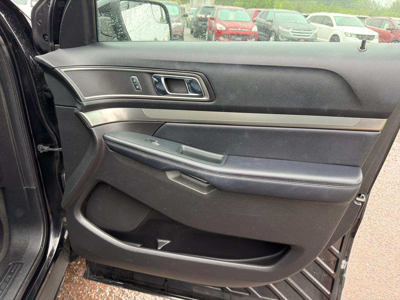 Ford Explorer XLT 4WD 2018