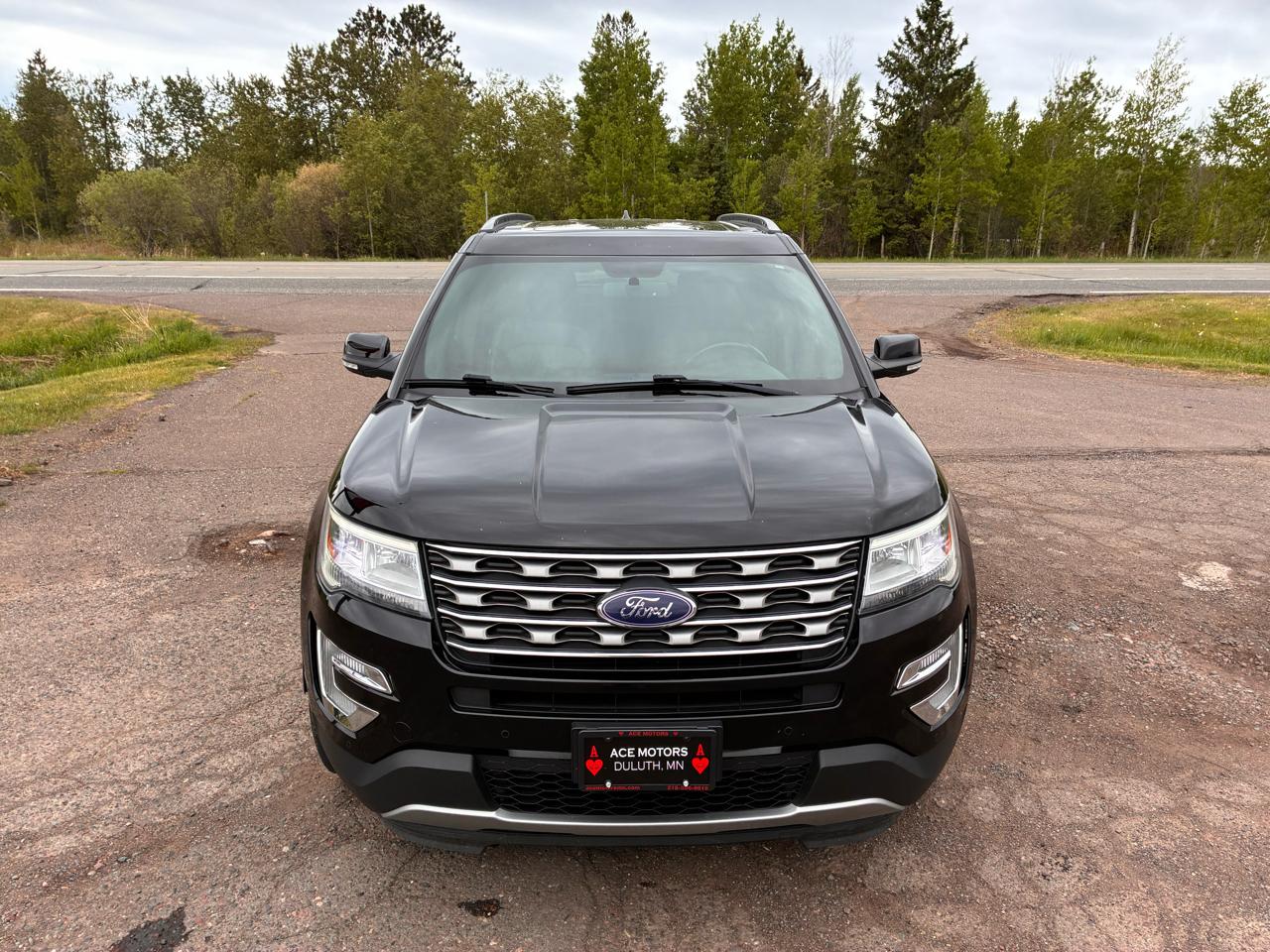 Ford Explorer XLT 4WD 2017