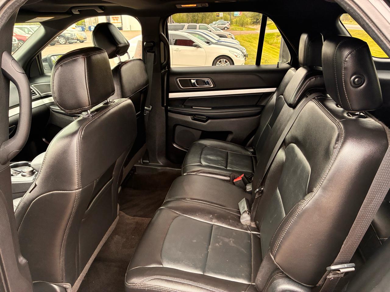 Ford Explorer XLT 4WD 2017