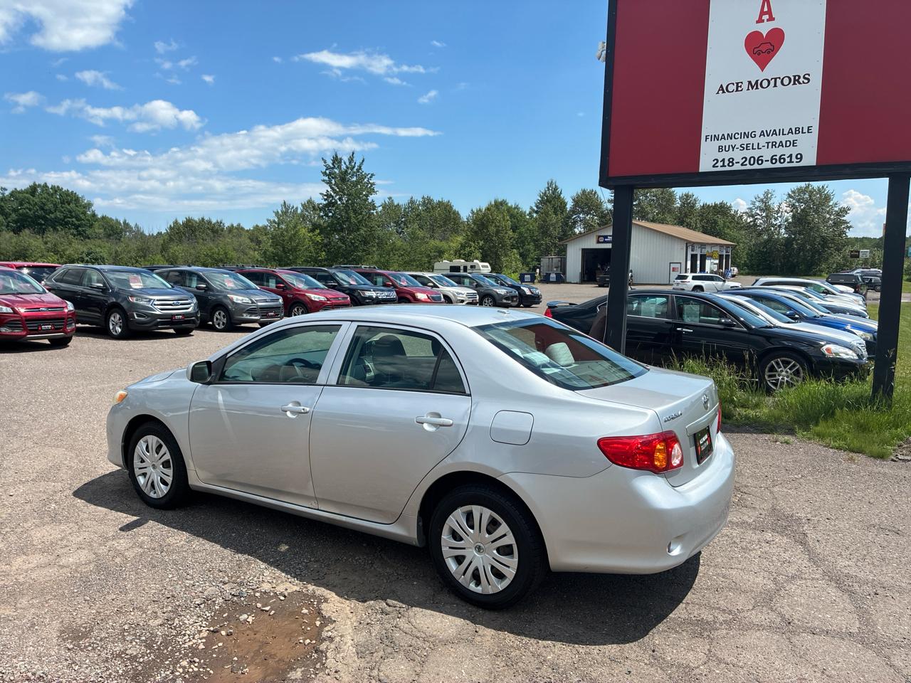Toyota Corolla 4dr Sdn LE Auto 2010