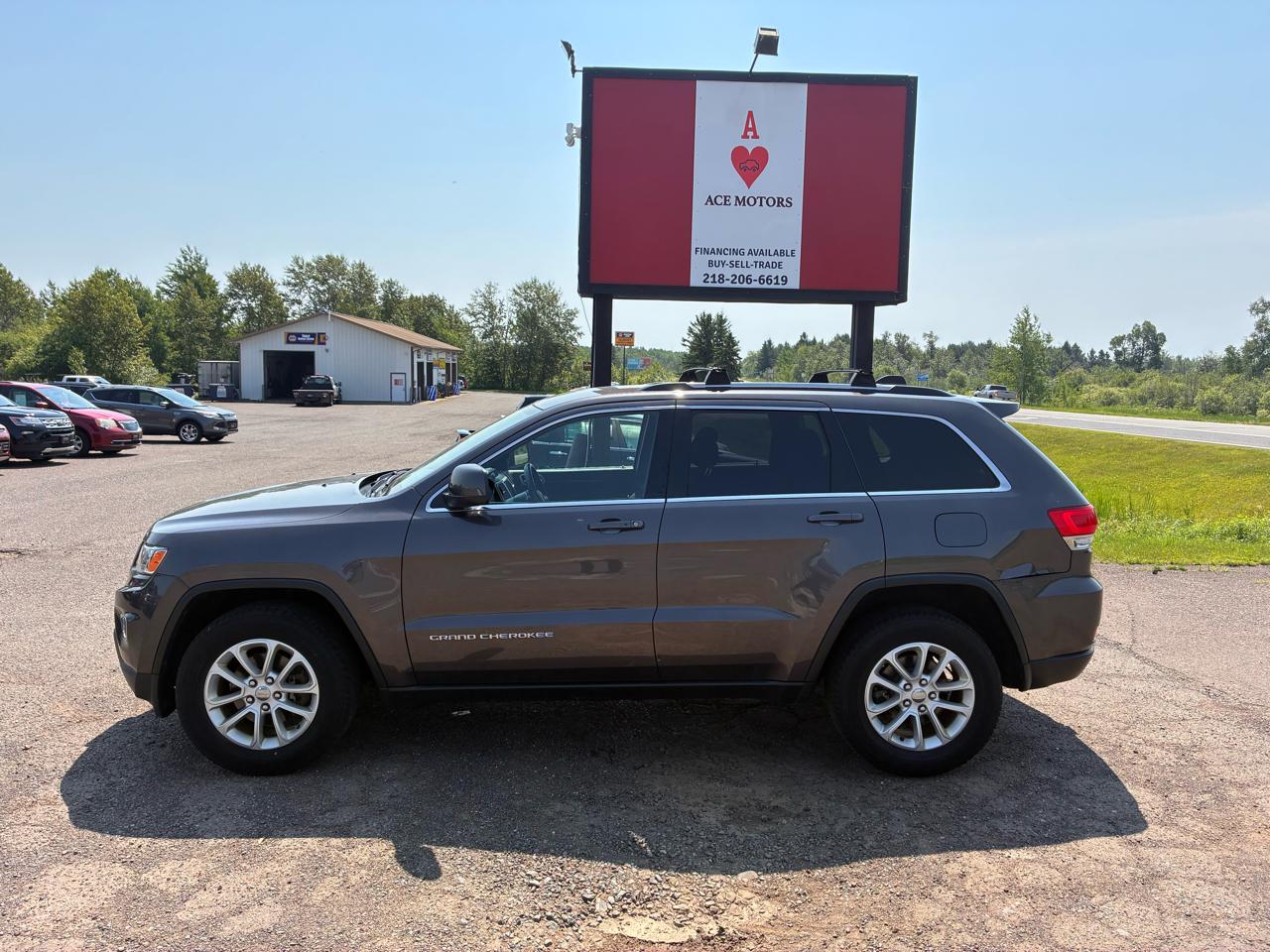 Jeep Grand Cherokee Laredo 4WD 2014