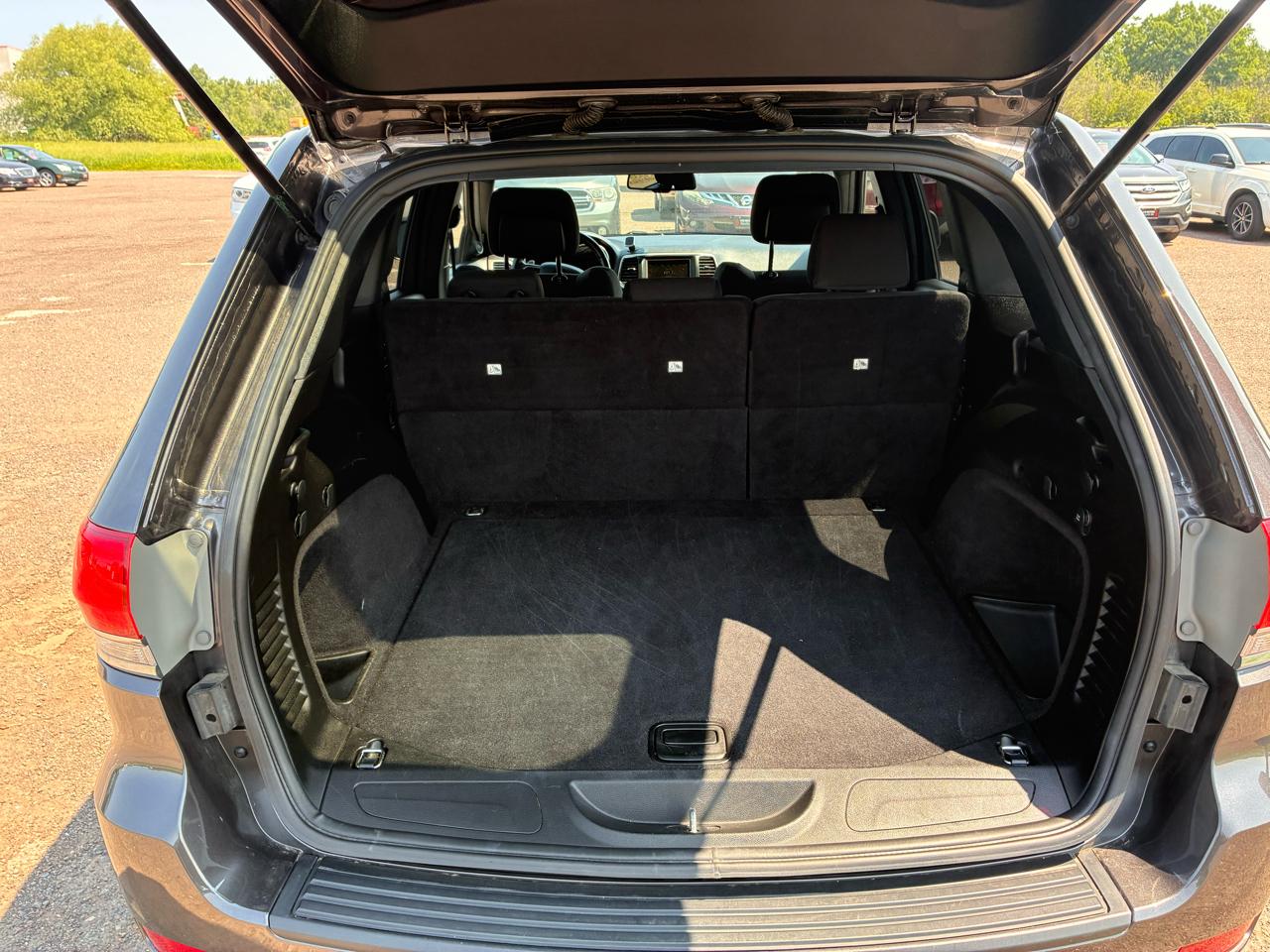 Jeep Grand Cherokee Laredo 4WD 2014
