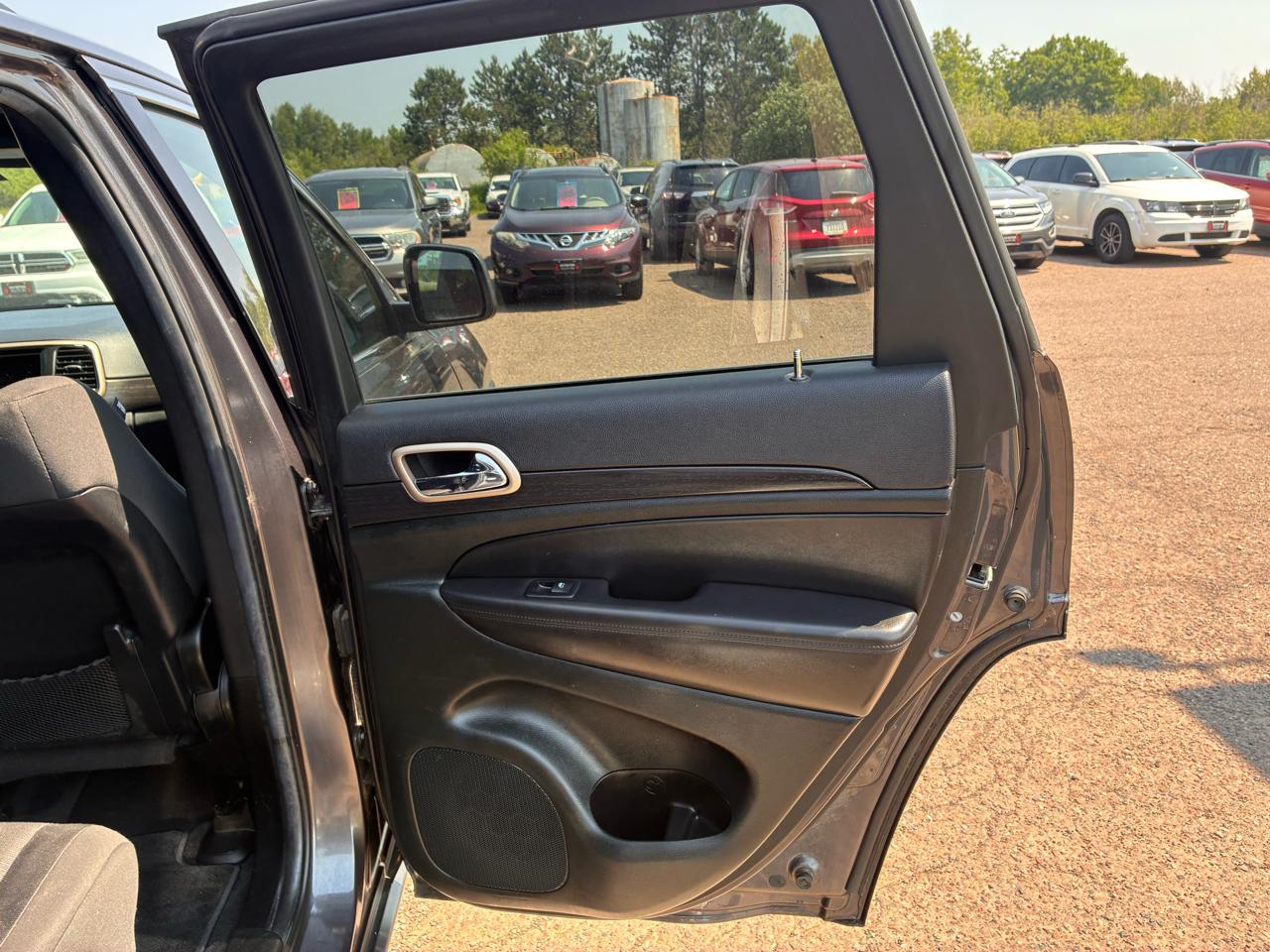 Jeep Grand Cherokee Laredo 4WD 2014