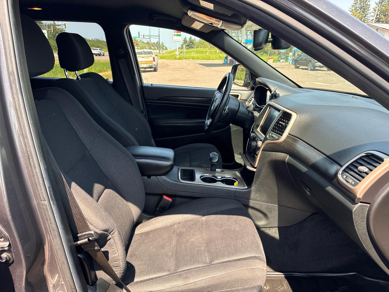 Jeep Grand Cherokee Laredo 4WD 2014