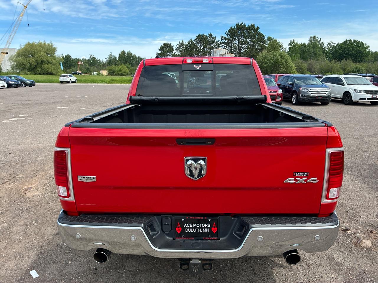 RAM 1500 Laramie Crew Cab SWB 4WD 2015