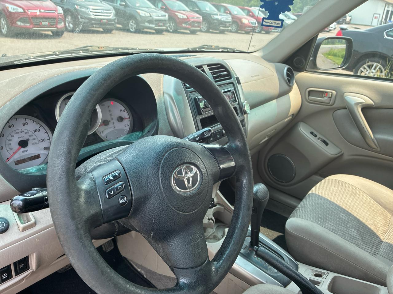 Toyota RAV4 2WD 2004