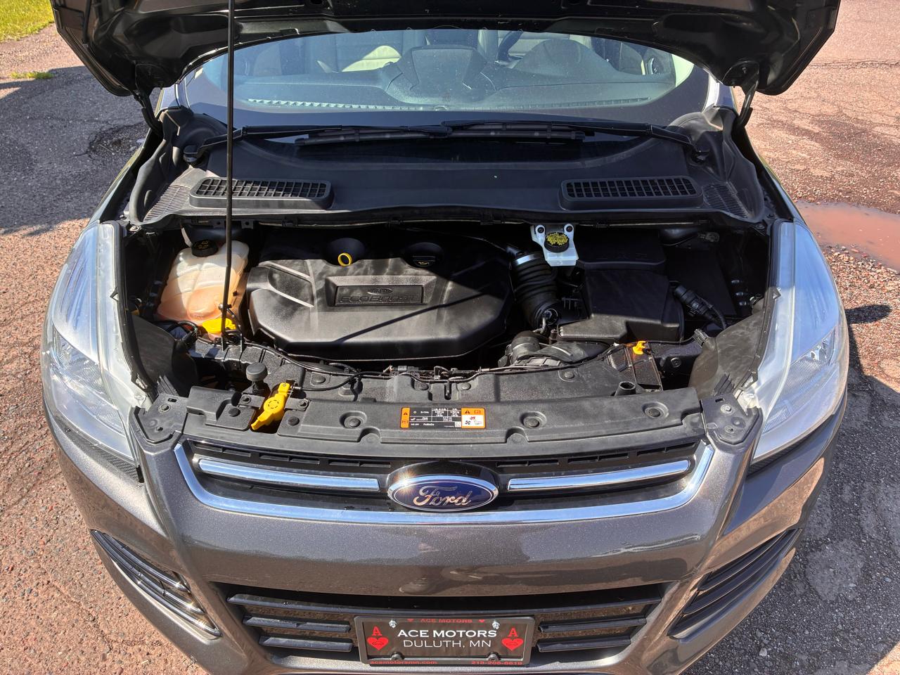 Ford Escape Titanium 4WD 2016