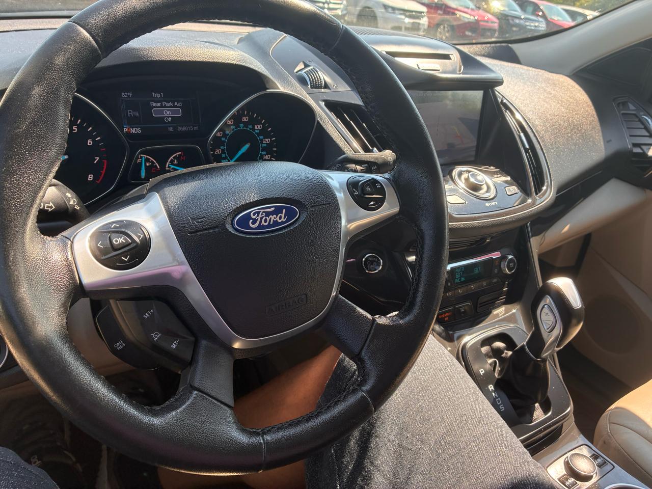 Ford Escape Titanium 4WD 2016