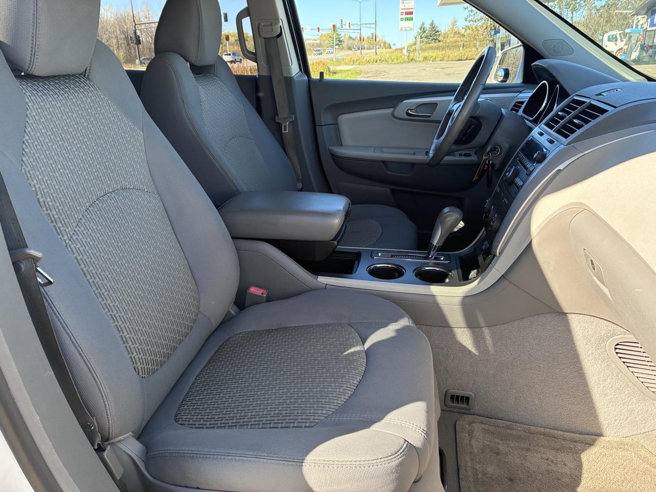 Chevrolet Traverse LT2 AWD 2010