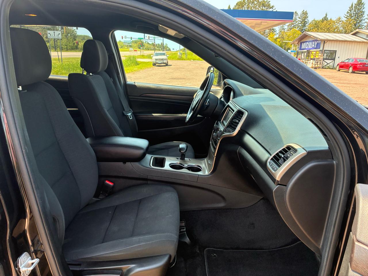 Jeep Grand Cherokee Laredo 4WD 2014