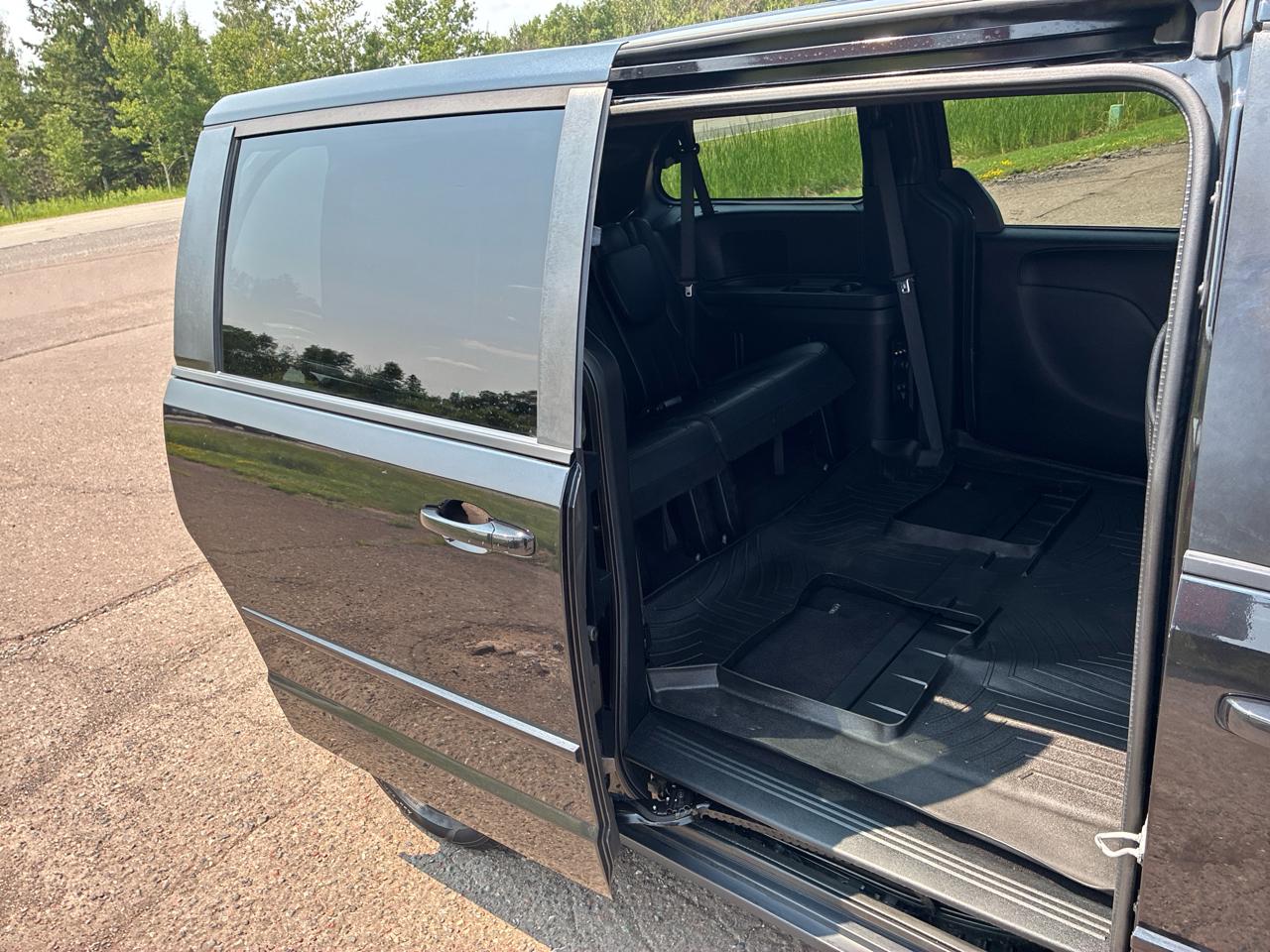Dodge Grand Caravan  2016