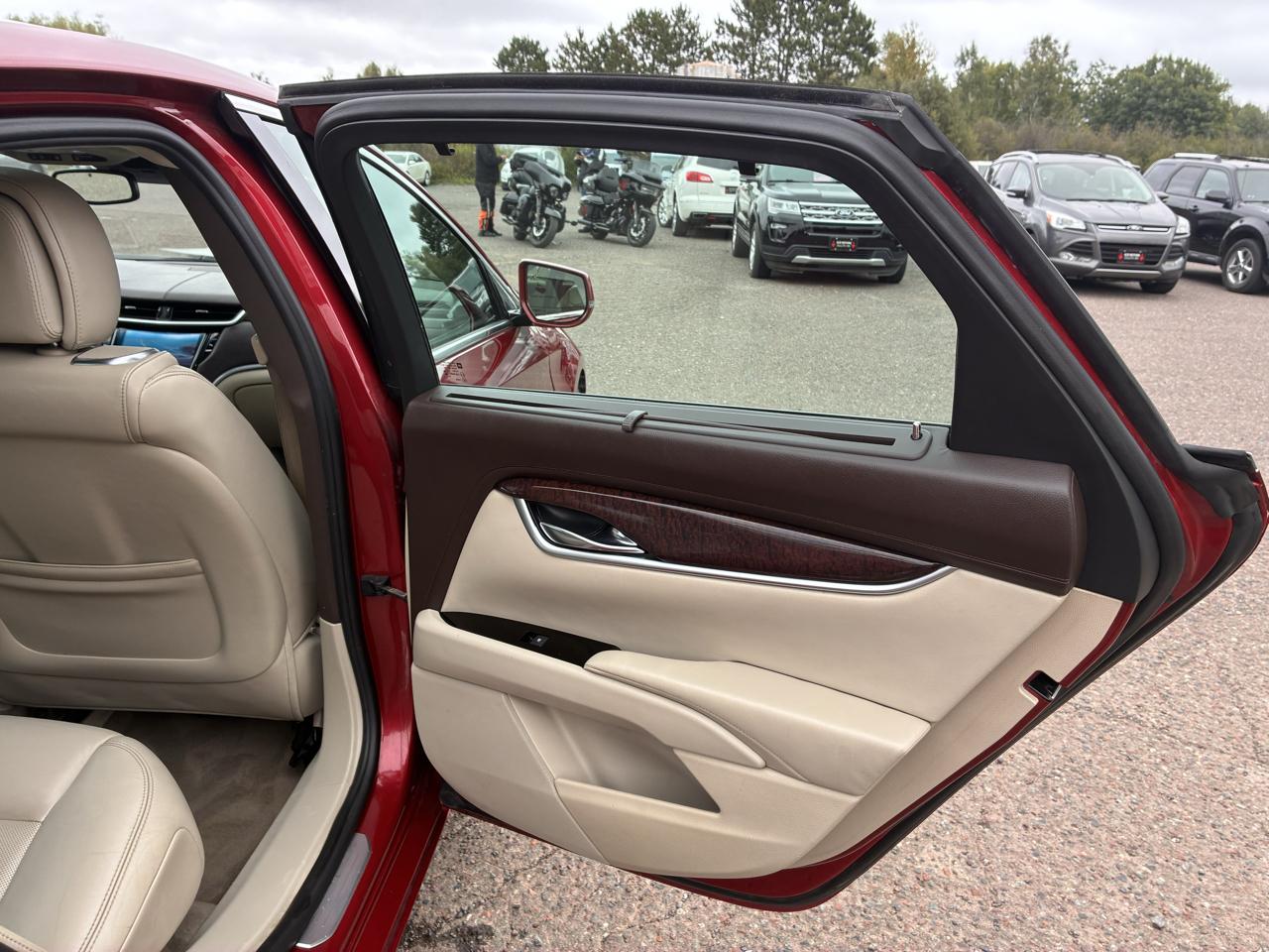 Cadillac XTS Premium AWD 2013