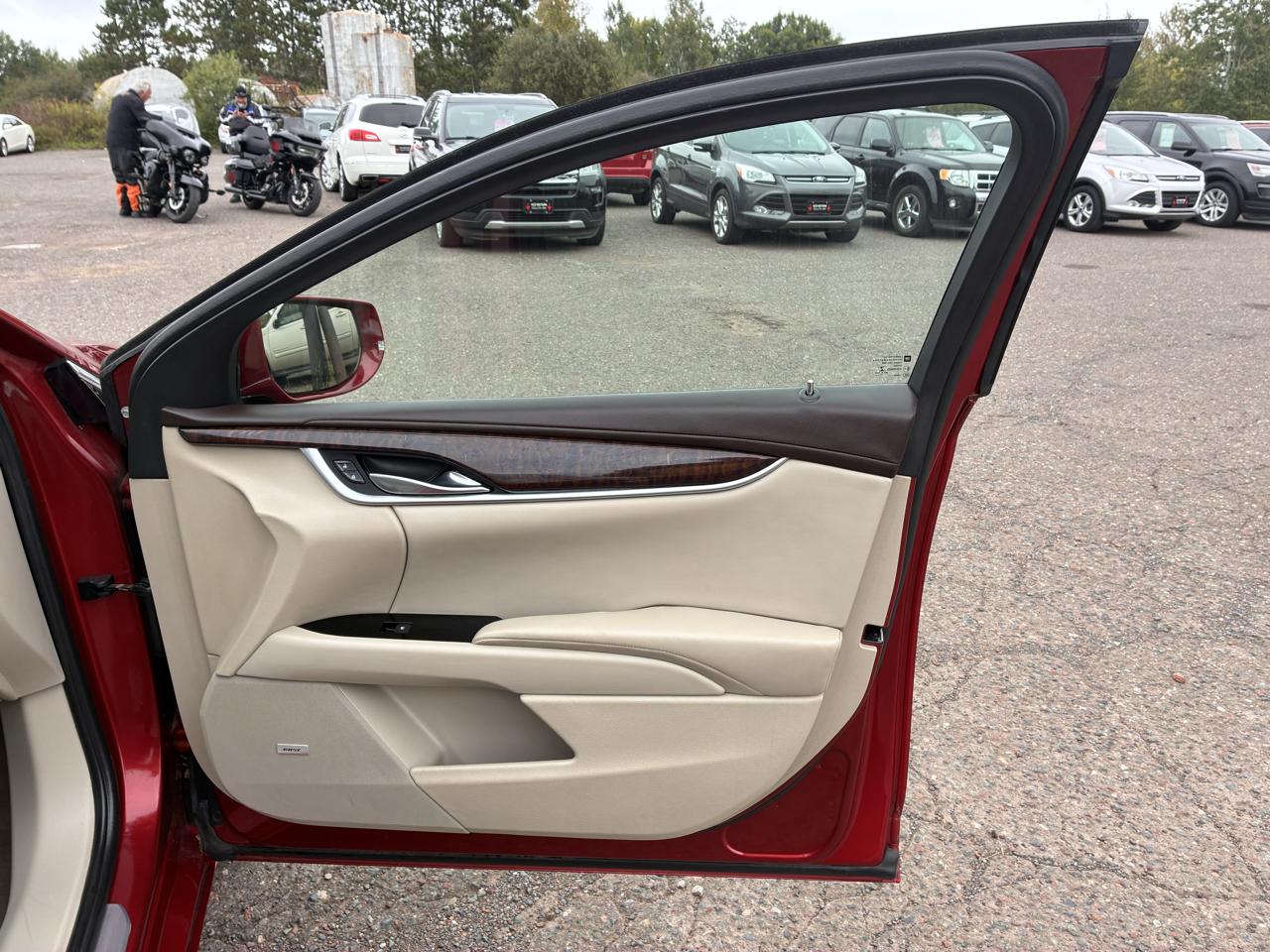 Cadillac XTS Premium AWD 2013