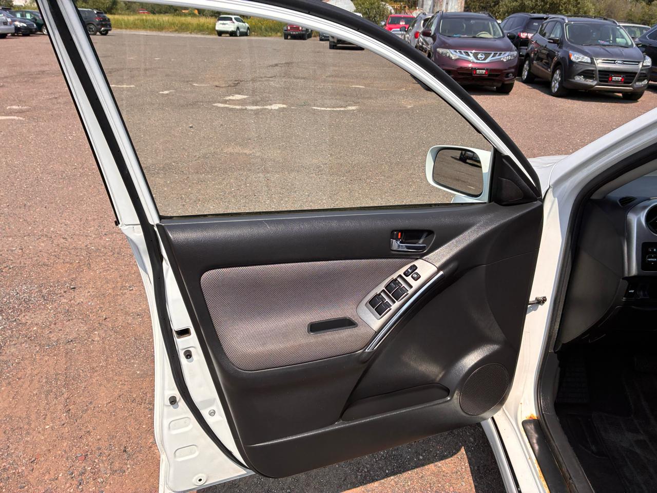 Toyota Matrix 4WD 2004