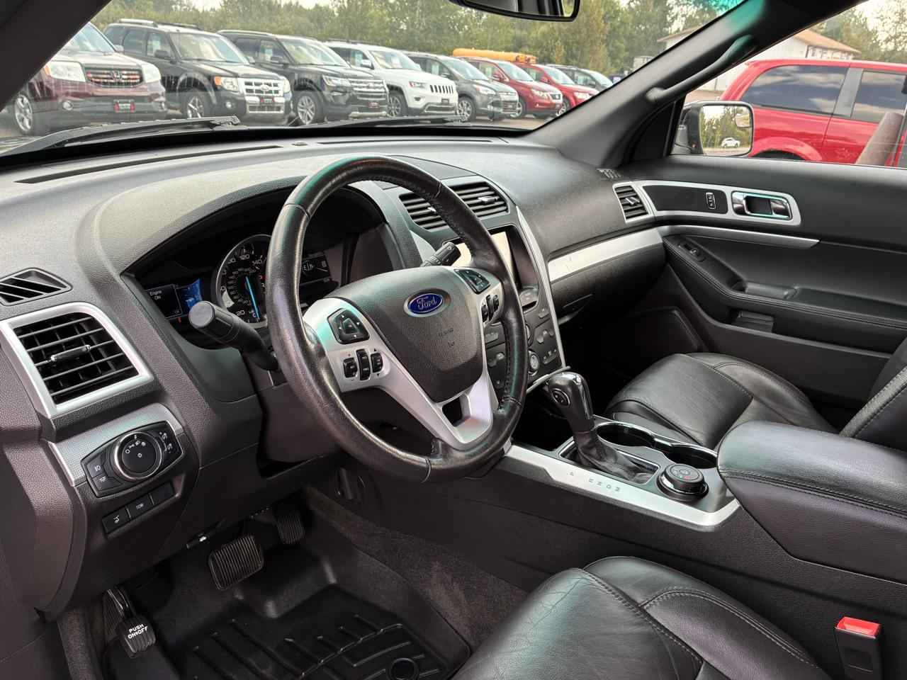 Ford Explorer XLT 4WD 2015