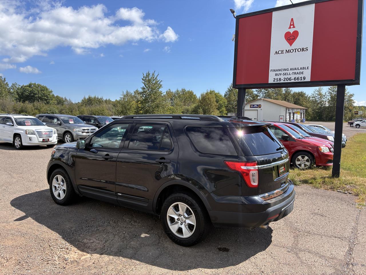 Ford Explorer Base 4WD 2013
