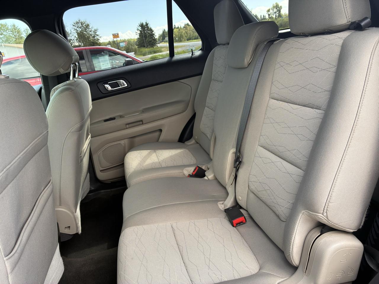Ford Explorer Base 4WD 2013
