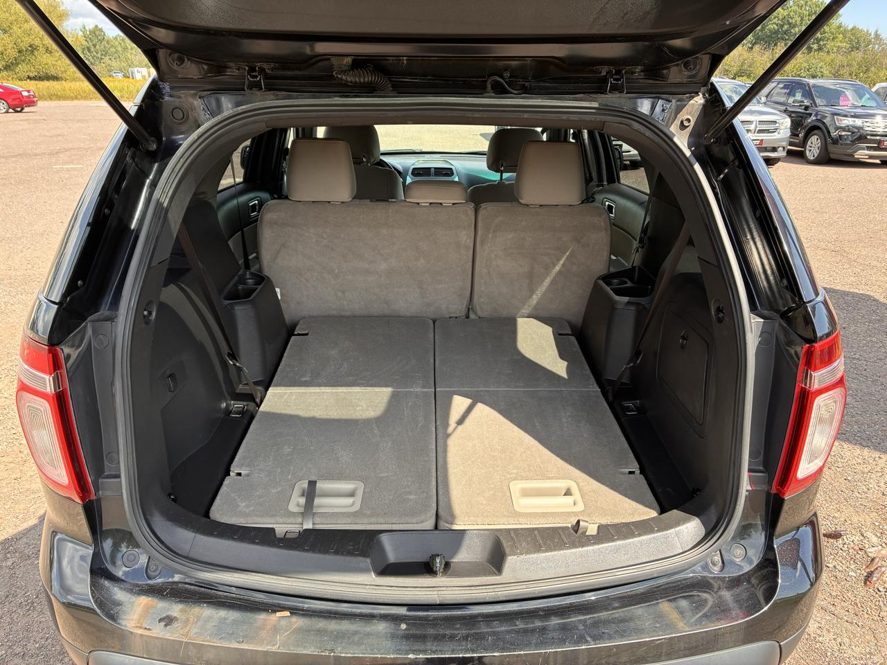 Ford Explorer Base 4WD 2013