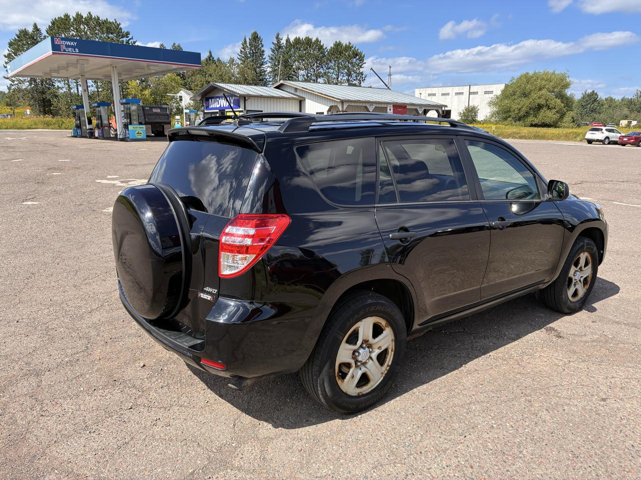 Toyota RAV4 Base I4 4WD 2012