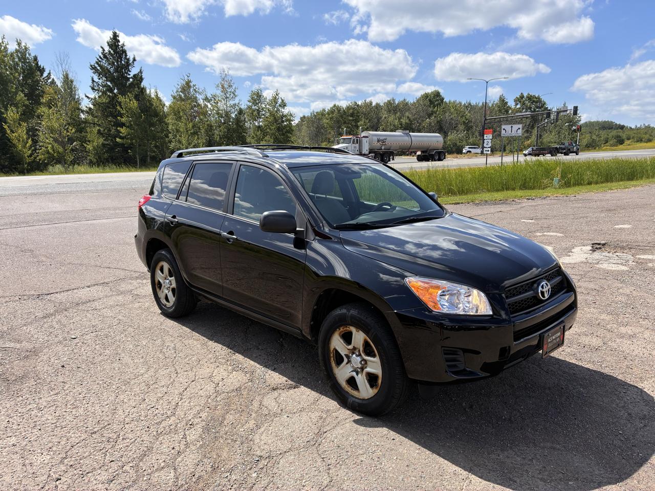 Toyota RAV4 Base I4 4WD 2012