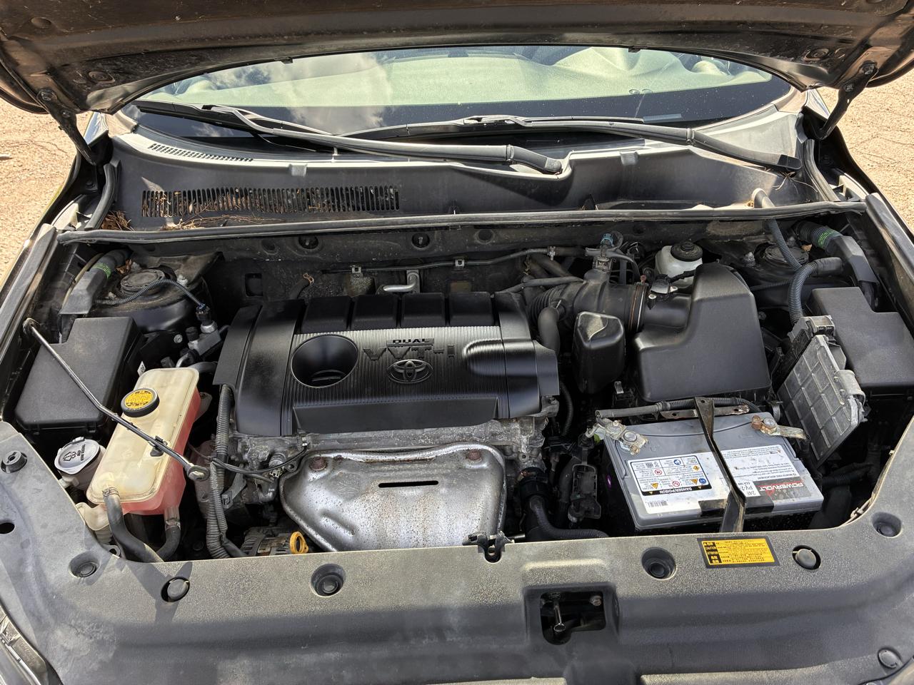 Toyota RAV4 Base I4 4WD 2012